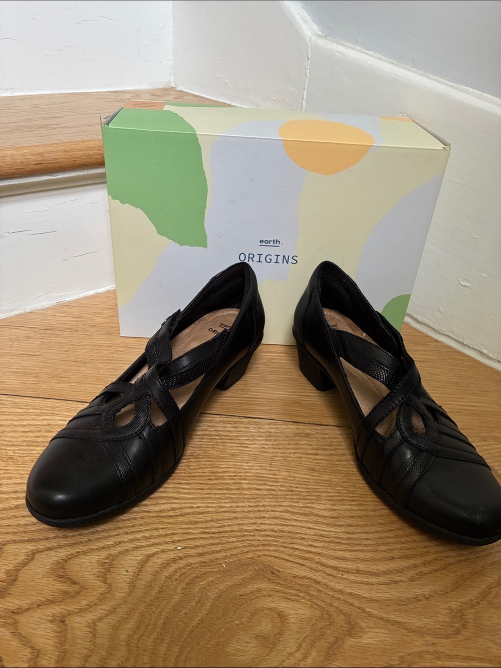 Earth Origins black cross cross strap pumps 8
